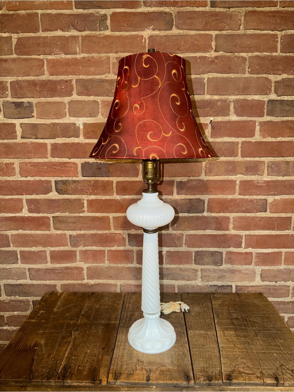 Vintage Milk Glass Table Lamp Twisted Spiral Column Ribbed Base Red Gold Shade